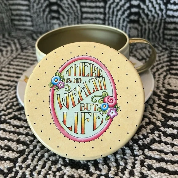 Mary Engelbreit Metal Cup/Saucer-2001 - Picture 6 of 7